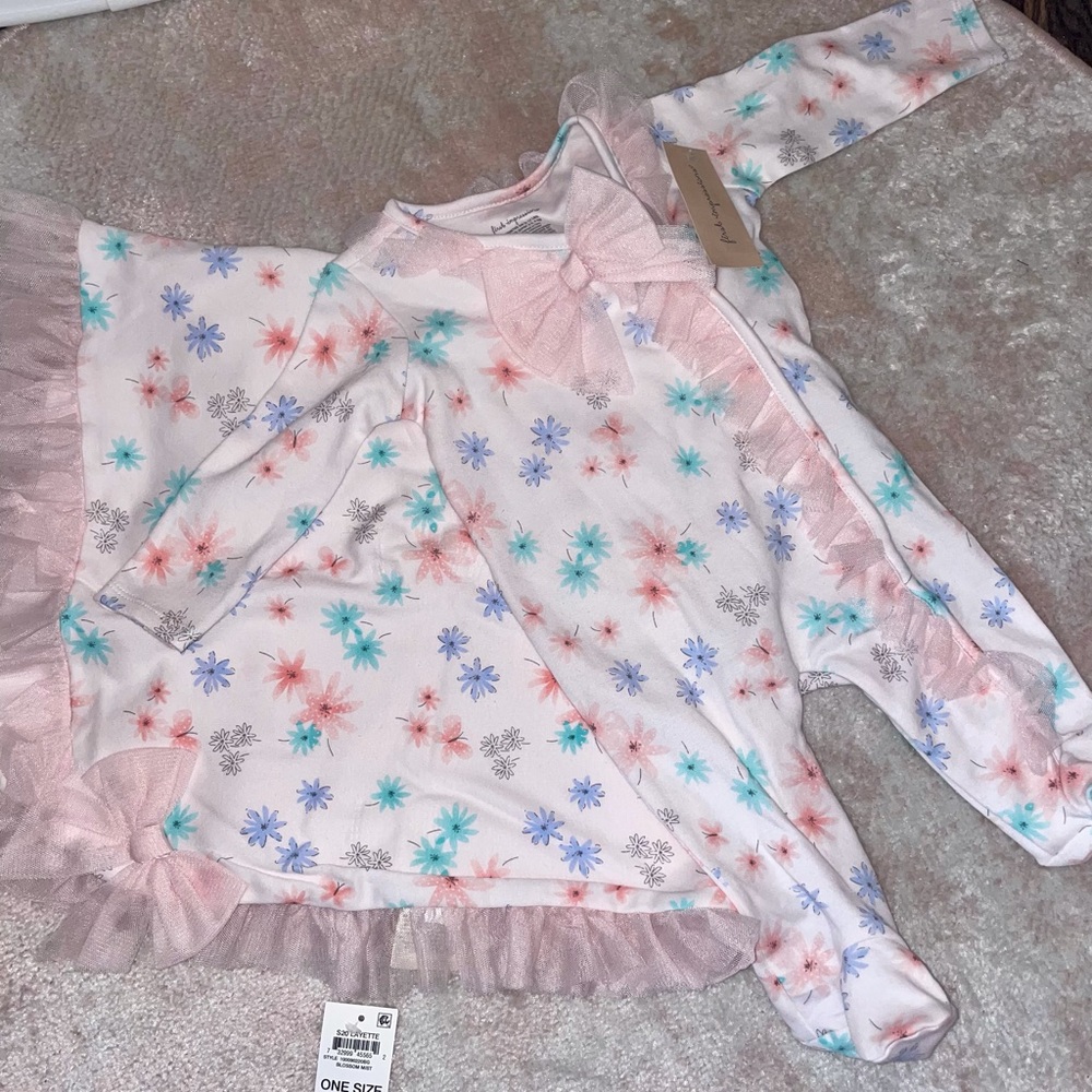 Floral layette & matching blanket